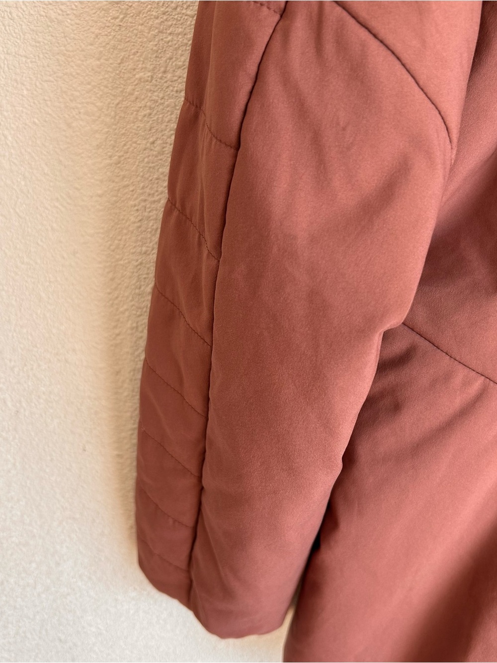 Patagonia Womens XL Mauve Puffer Jacket - Picture 9 of 10